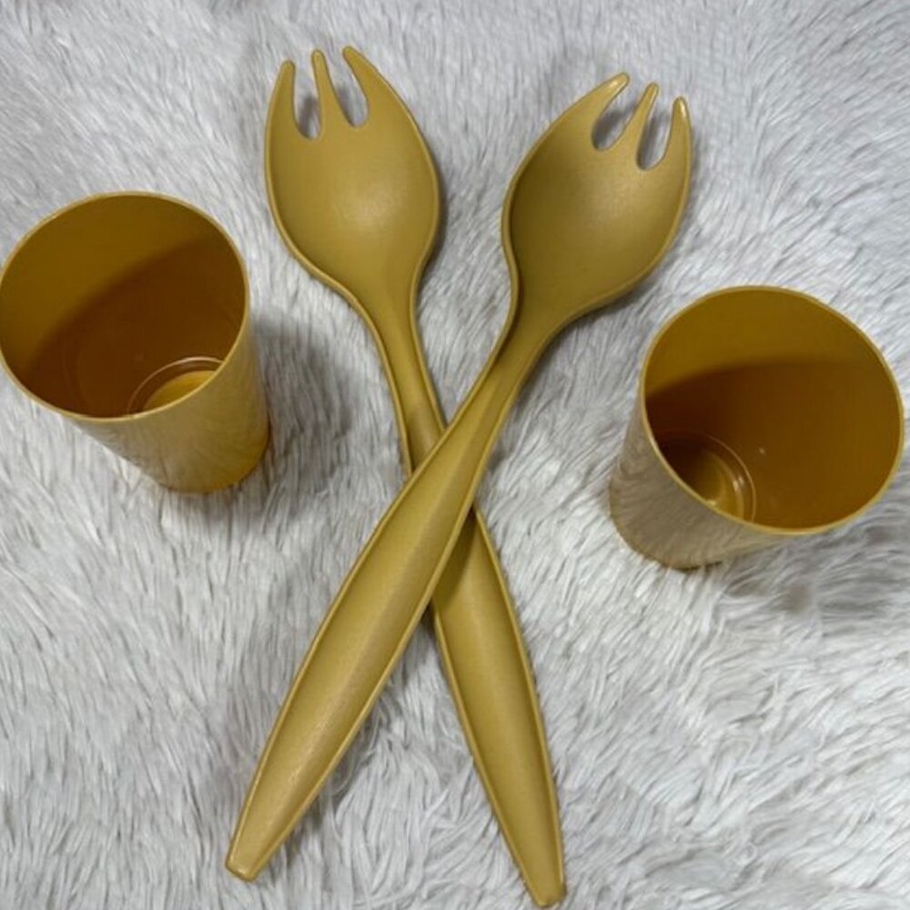 Vintage 4pc Tupperware Mustard Yellow Salad Forks and Cups